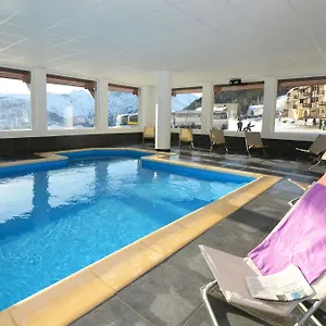 Odalys Les Balcons D'aurea Aparthotel Auris